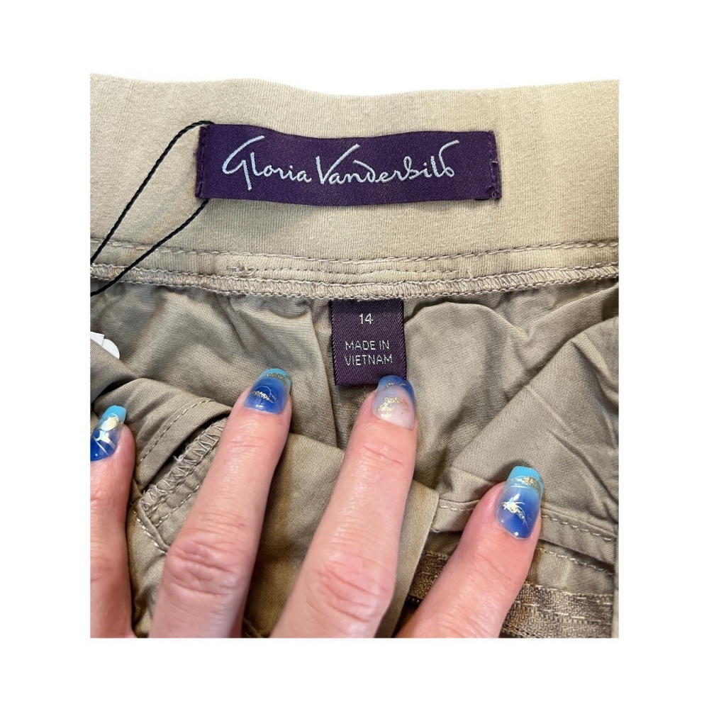 π π©Ά NWOT GLORIA VANDERBILT Pennie Khaki Skort | Sz 14 - Picture 2 of 8